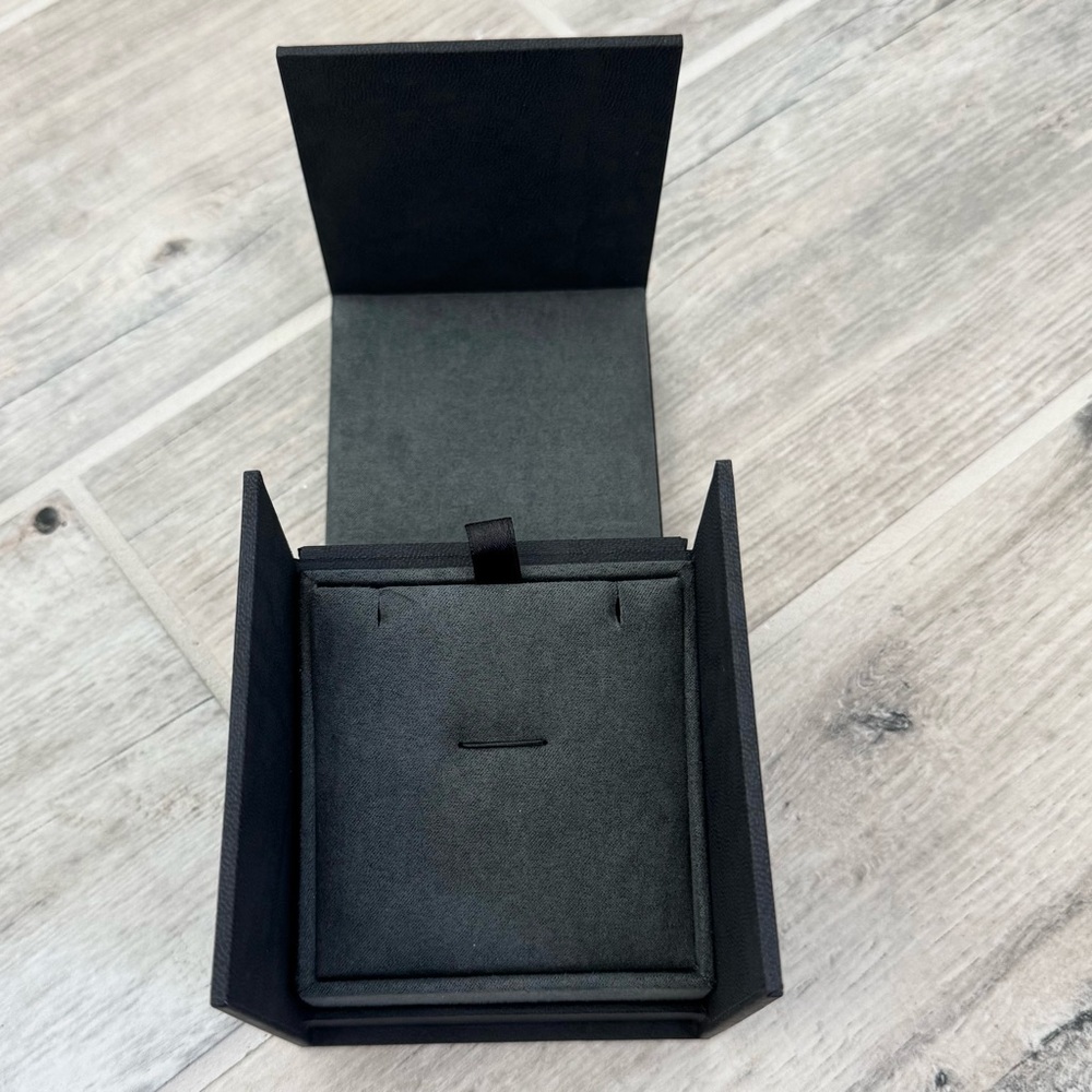 David Yurman Gift Set Packaging - Picture 3 of 4
